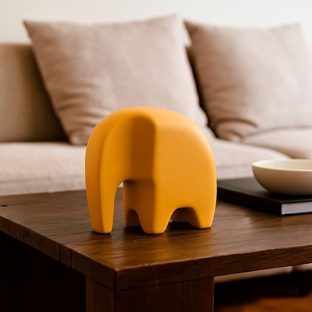 Escultura Elefante Minimalista em Cerâmica Fosca Decorativa - Amarela - Imagem 2